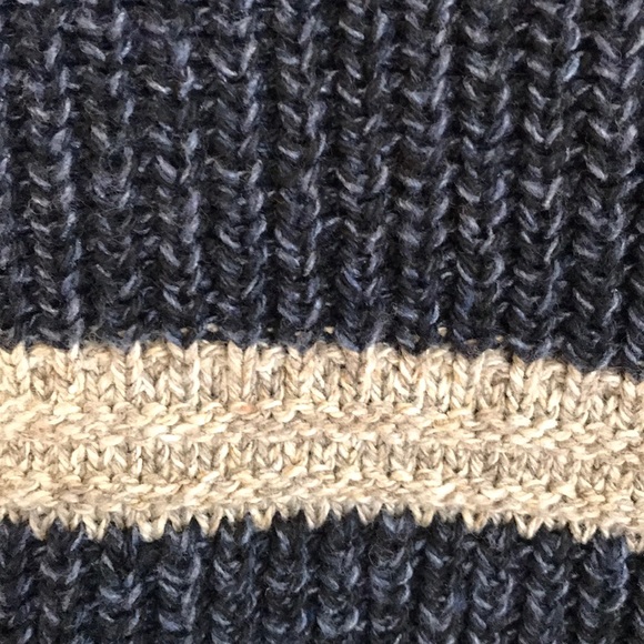 Eddie Bauer Sweater - Picture 6 of 6